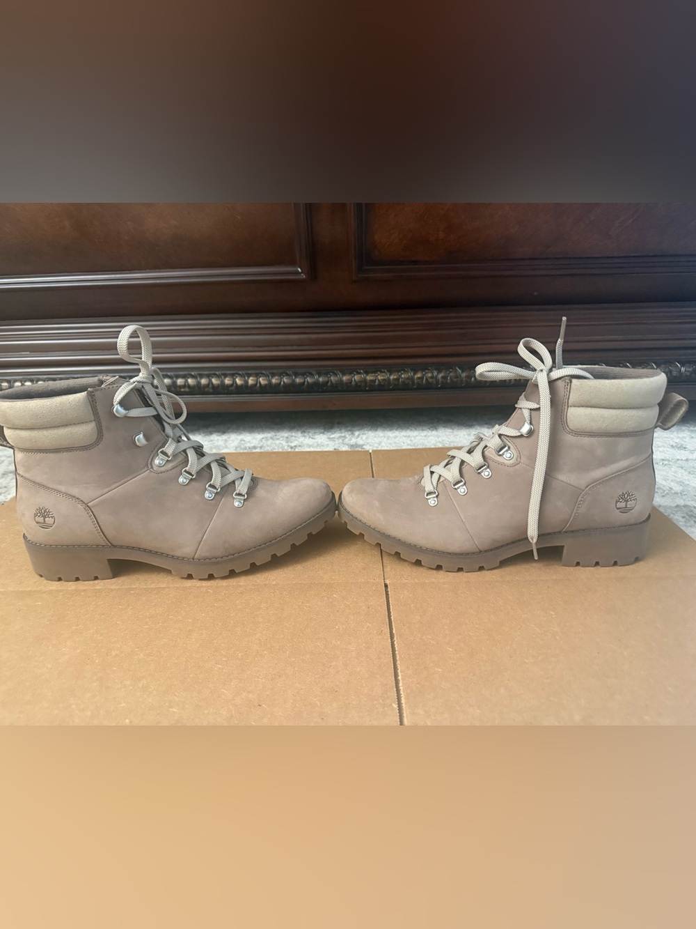 Timberland Women's Taupe Lace-Up Classic Boot